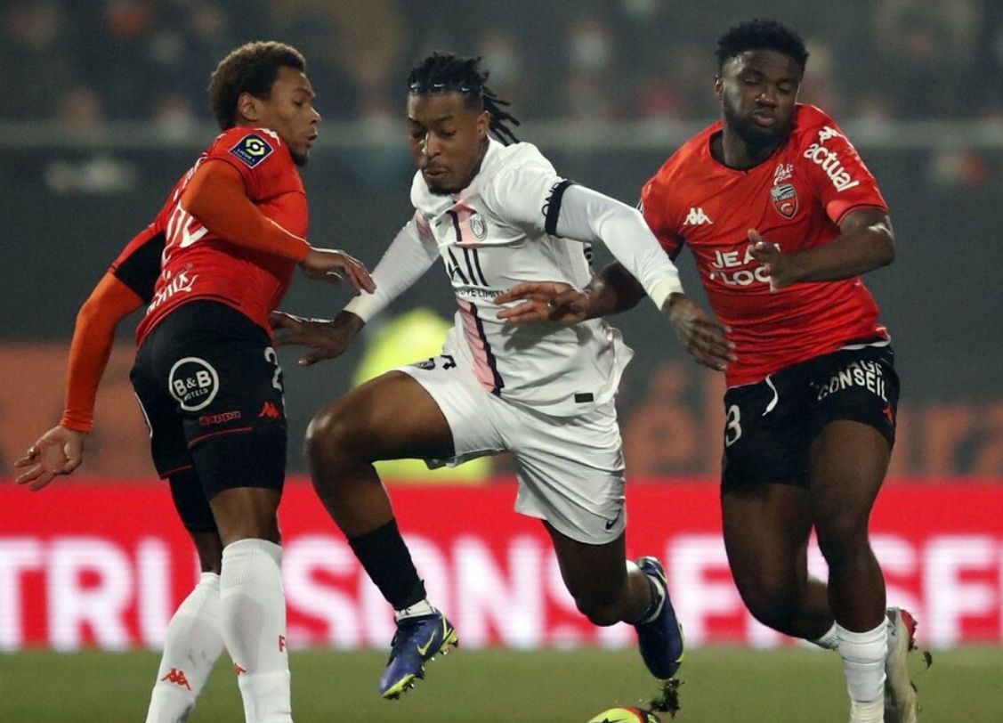 澳客地址-包含AC米兰签下巴黎圣日耳曼射手伊卡尔迪，引发球迷热议的词条