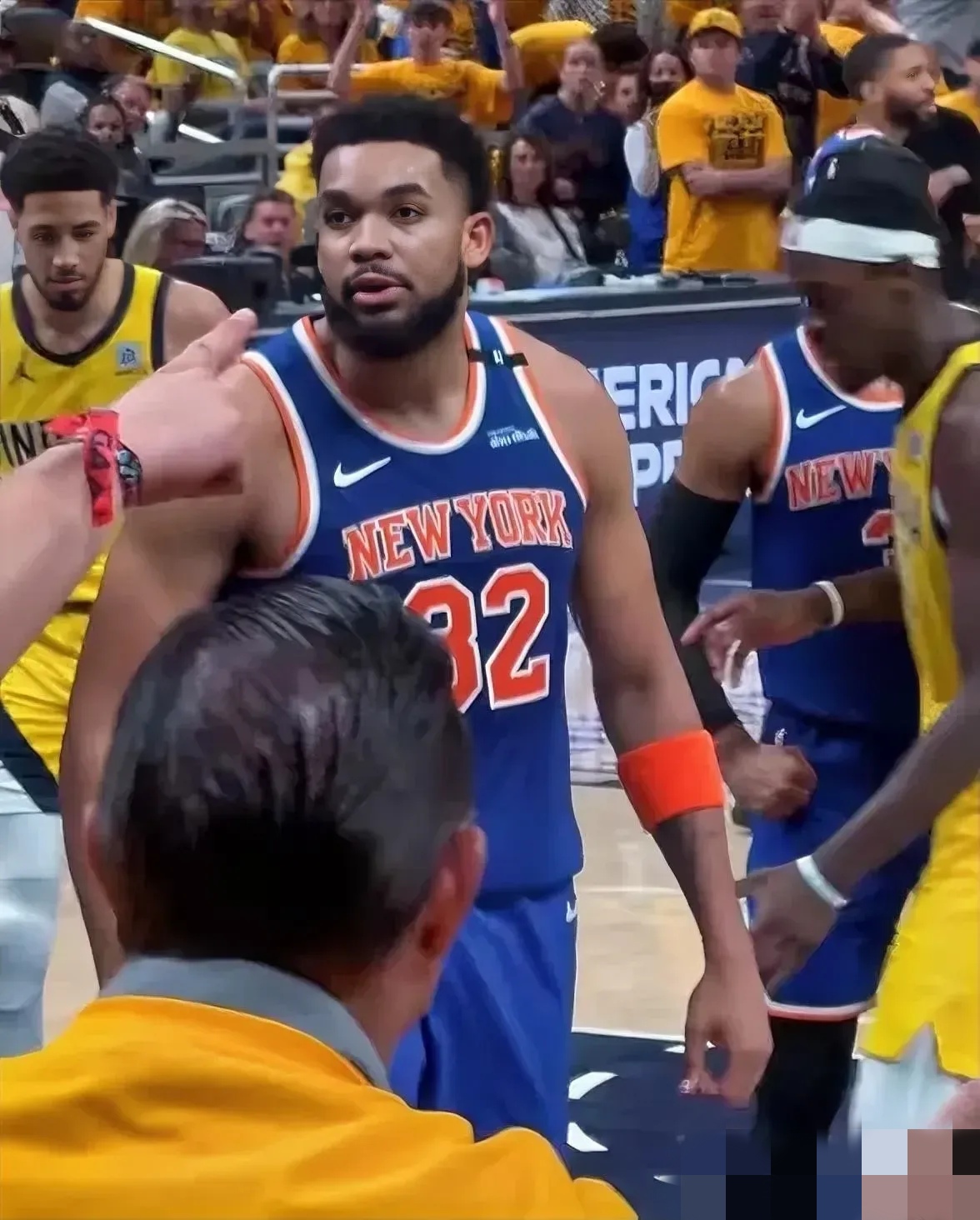 尼克斯惨遭猛龙逆转,遭遇两连败 尼克斯惨遭猛龙逆转,遭遇两连败