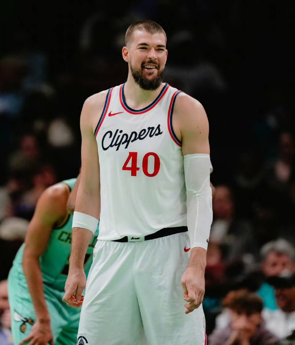 澳客活动-快船诡计击败黄蜂，连胜势头不减的简单介绍