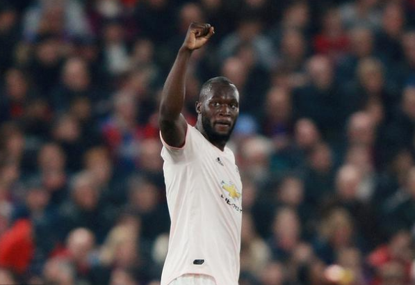 关于哈德斯菲尔德取得关键胜利，保级形势略有好转的信息