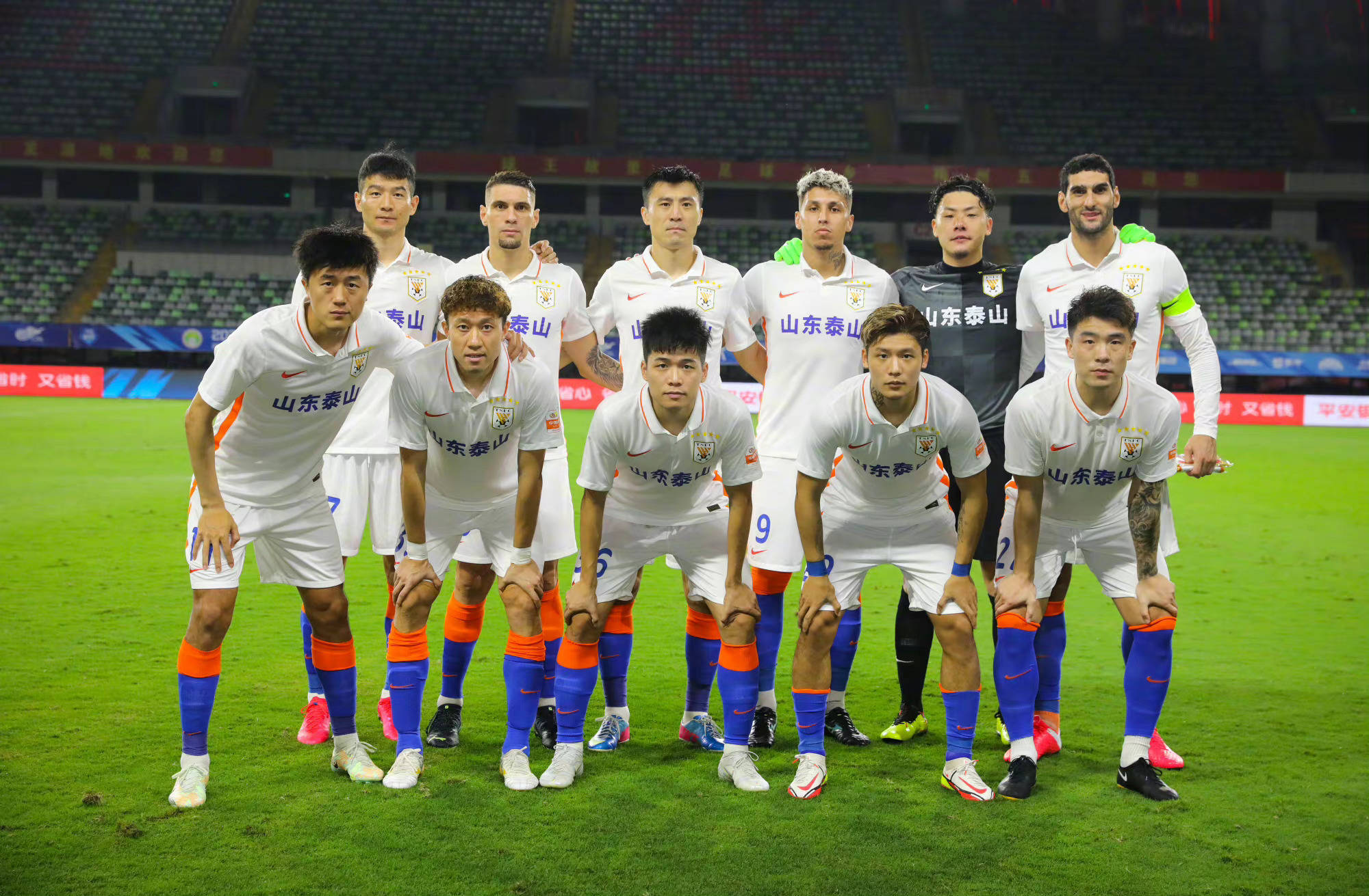 河南队奋勇争胜，福建队被逆转